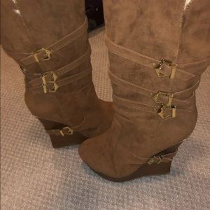 Doll house tan boots size 8.5